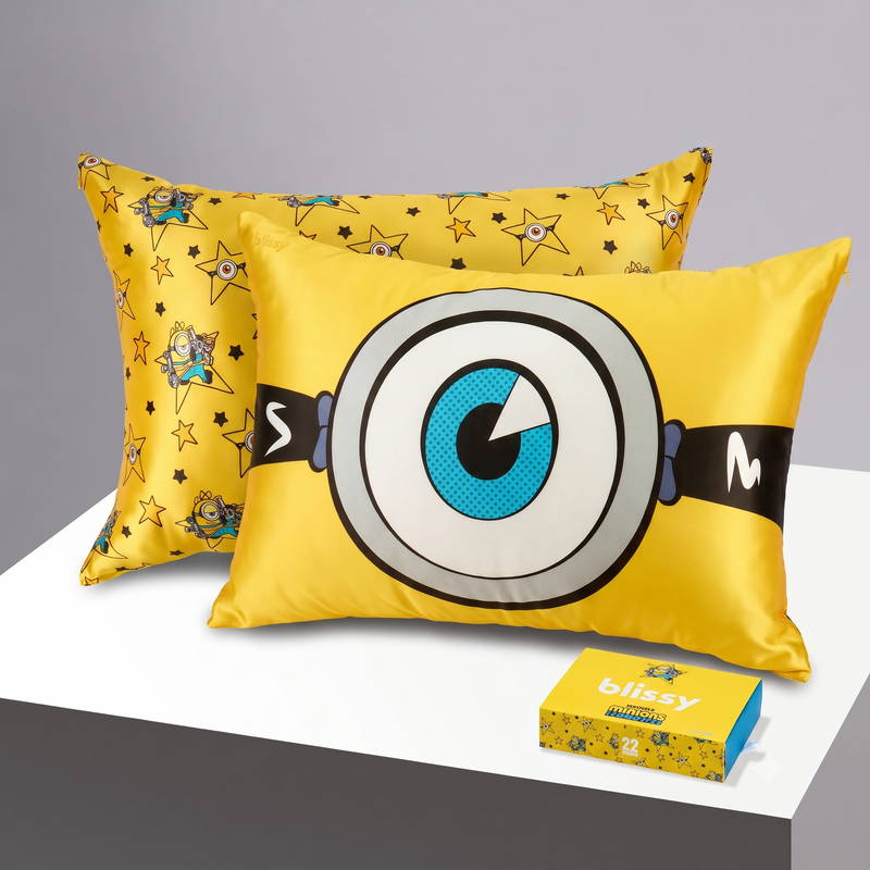 Pillowcase - Minions & Monsters - Seeing Stars - Youth