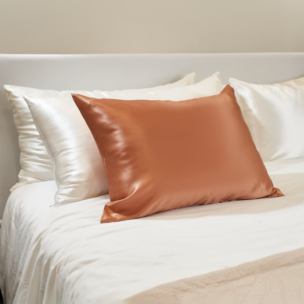 Blissy Cinnamon Silk Pillowcase Detail – Standard
