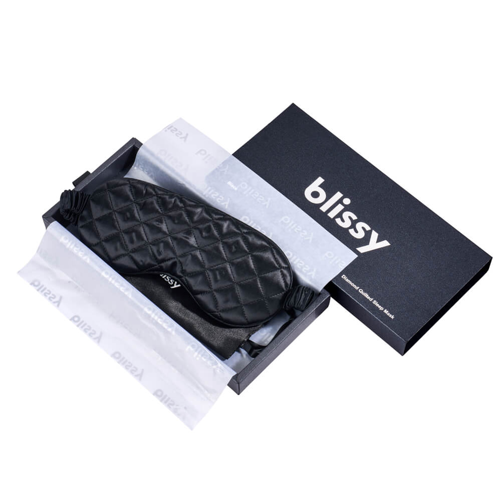 Blissy Black Sleep Mask Lifestyle – Mulberry Silk