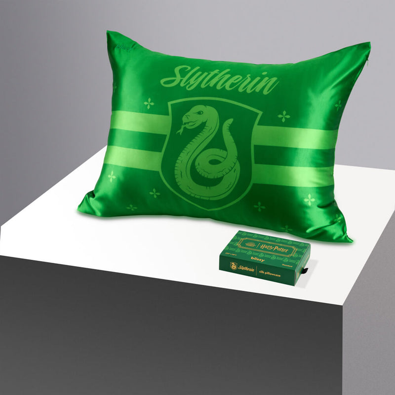 Pillowcase - Harry Potter - Slytherin™ - Standard - Blissy Blissy Silk Pillowcase Silk Harry Potter Detail –