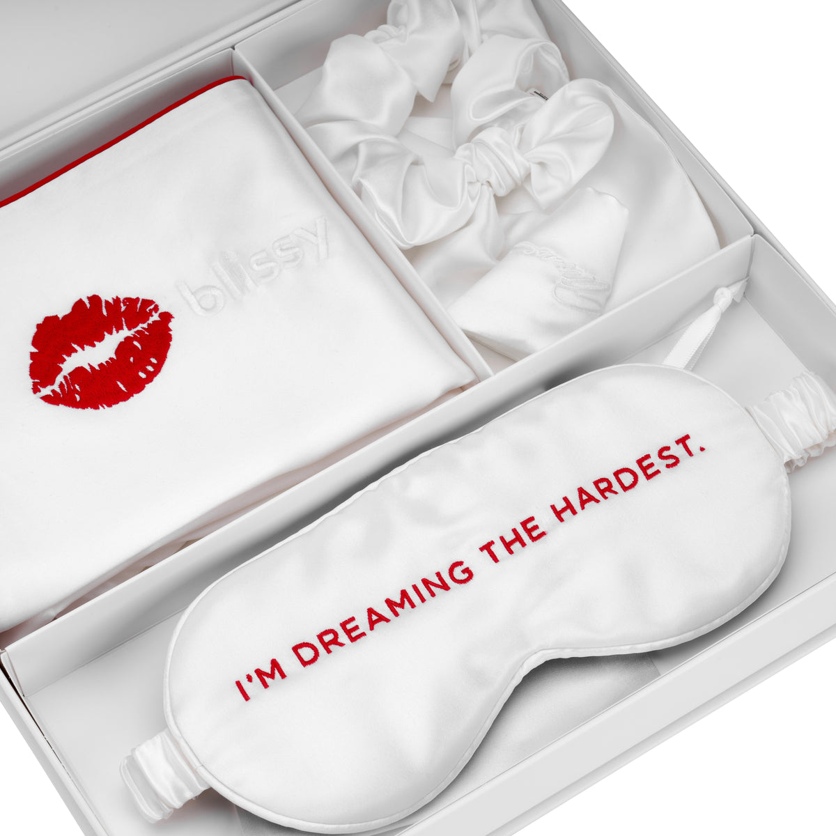 Blissy King Marilyn Monroe™ Blissy Dream Set Lifestyle – Mulberry Silk