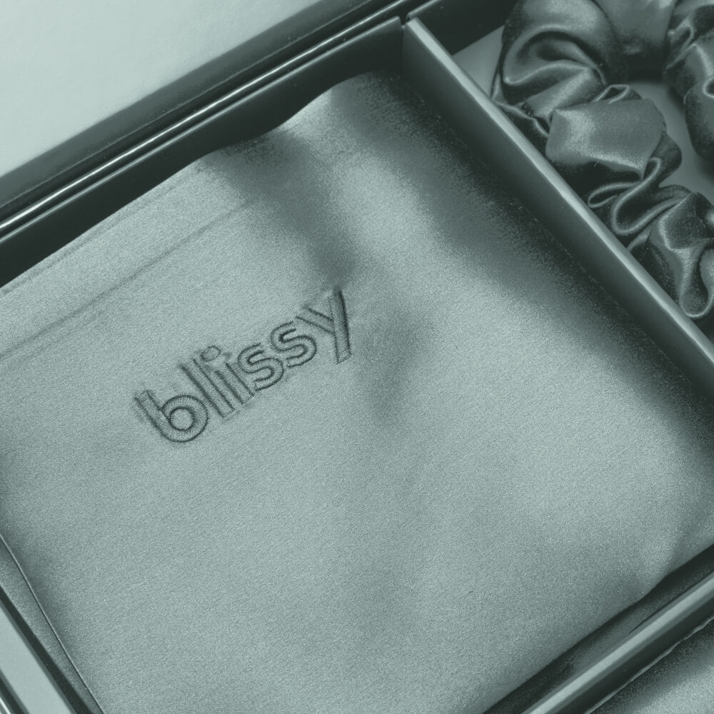 Blissy Matcha Silk Blissy Dream Set Detail – King