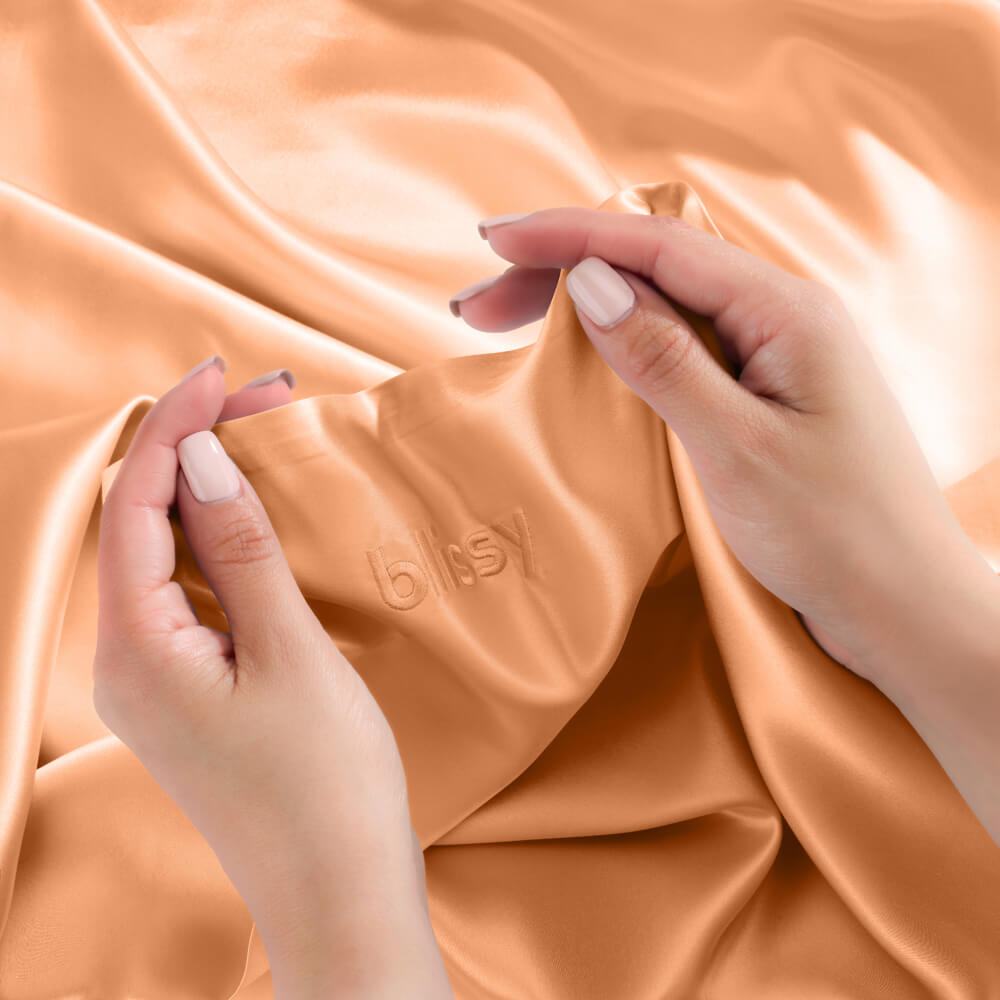 Blissy Mulberry Silk Pillowcase – Peach King
