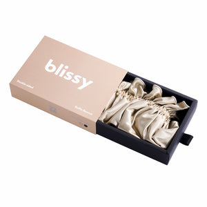 Blissy Ruffle Bonnet - Champagne/Black - Blissy Champagne/Black Ruffle Bonnet – 22 Momme Mulberry Silk, 100% Silk