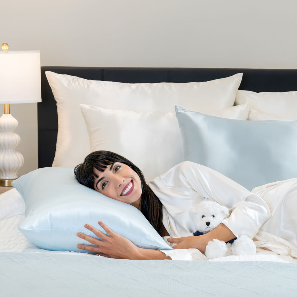 Blissy Mulberry Silk Pillowcase – Sky Blue Queen