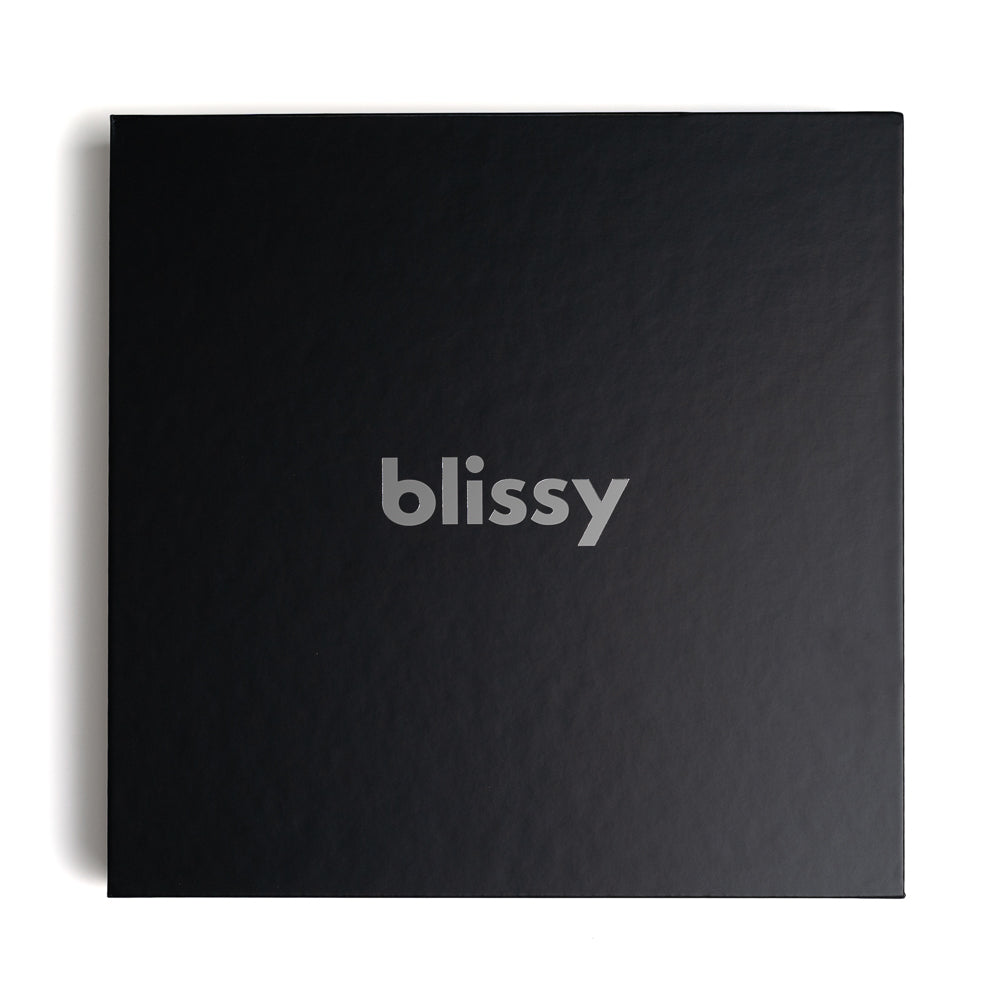 Blissy Champagne Silk Blissy Dream Set Detail – Standard